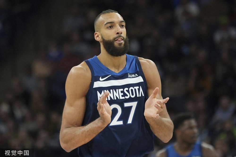 拥有一名既 拥有一名既